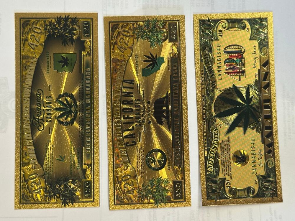 Cannabis 420 Gold Foil Novelty Notes 12 Piece Collectible Set